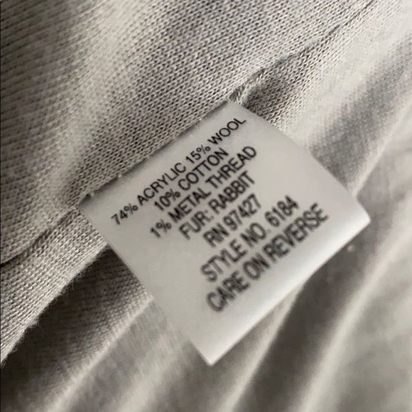 Dolce Cabo Sweater Grey with Fur Sz M - Picture 9 of 10